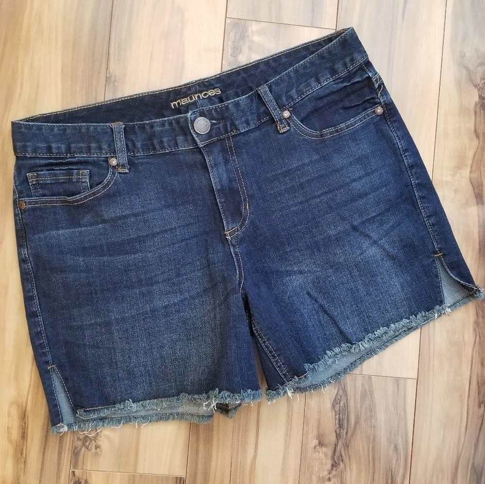 Maurices Raw‎ Hem Denim Jean Shorts 9/10 Dark Wash Denim Short
